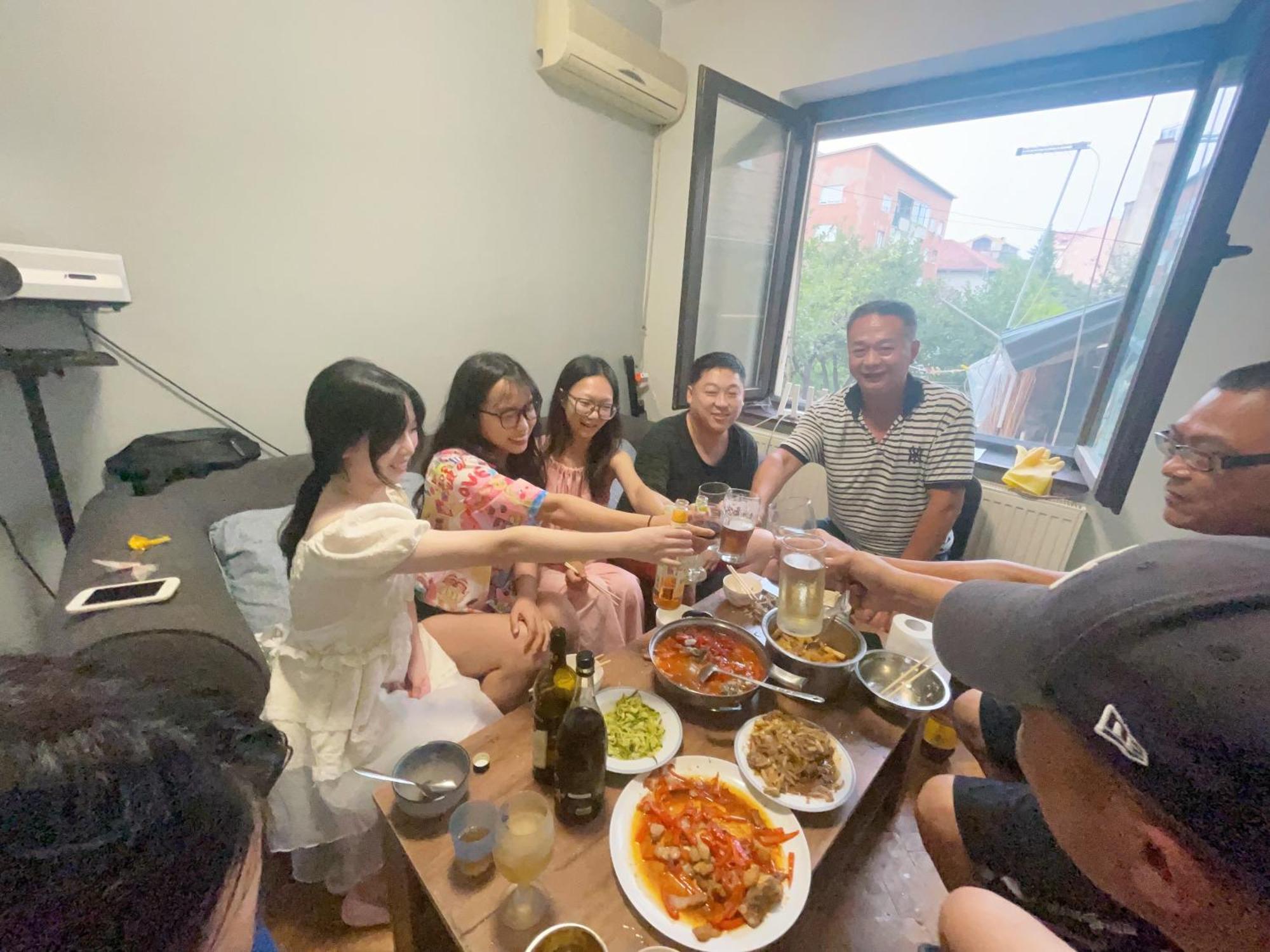 Sunshine Hostel 免费洗衣机 高速上网 Belgrade Luaran gambar